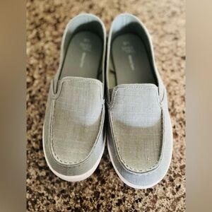 Time and Tru Kids Gray Moccasins